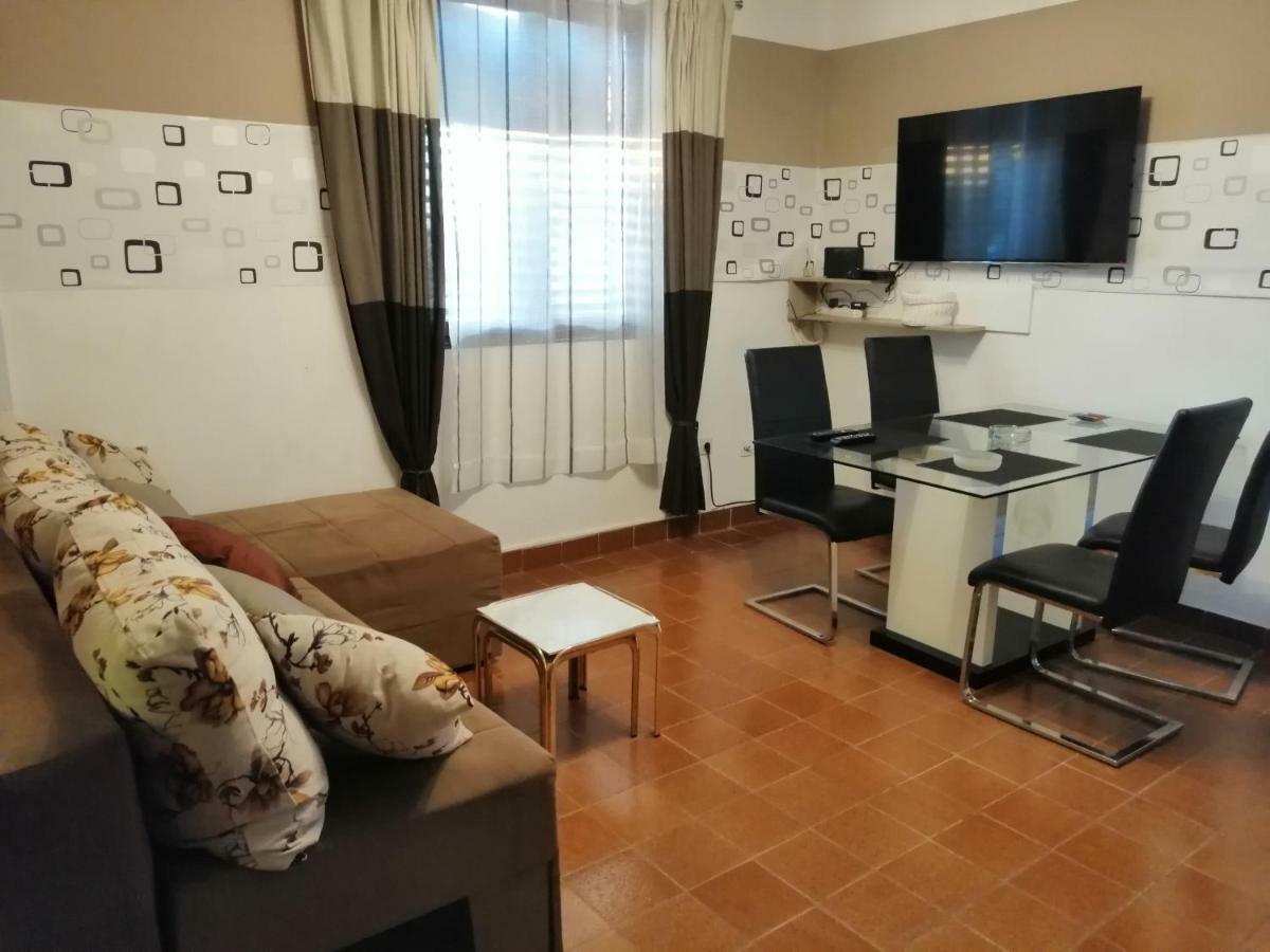 Apartmani Petra Vrsi Exterior photo